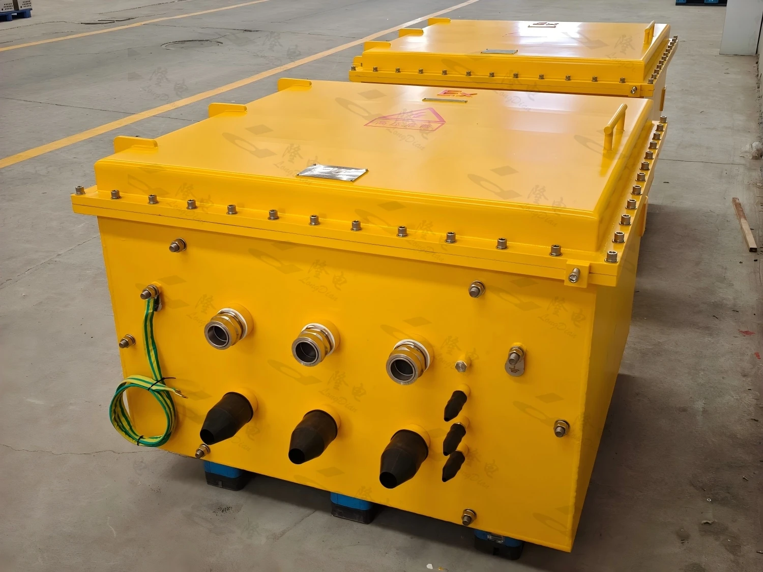 B-10 LD-FBJX Series Explosionproof  Junction box ( dⅡB/dⅡC ) High-voltage