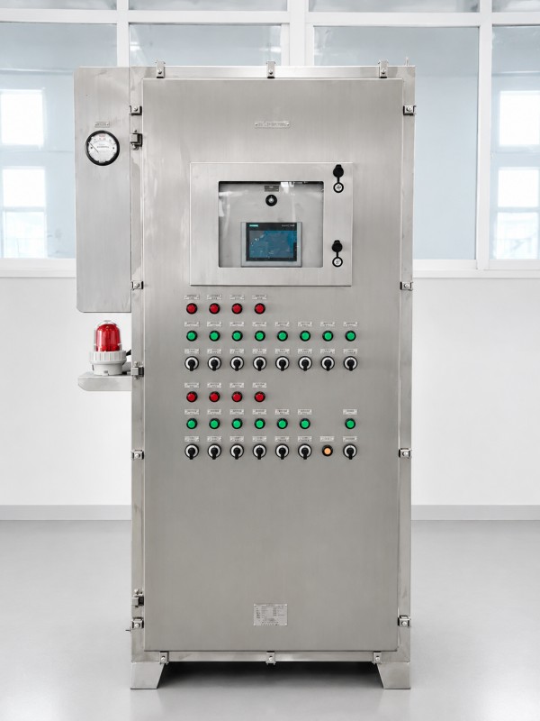 LONGDIAN Manufacturing | Positive Pressure Explosion-proof Cabinets for Projects 26-LD-C-283 & 26-LD-C-292 Completed Smoothly, Quality Delivery Usher in a New Journey 翻译润色一下,让译文更正式一些 再提供一些隆电智造的其他项目英文翻译案例。 如何更好地进行中英文合同翻译?